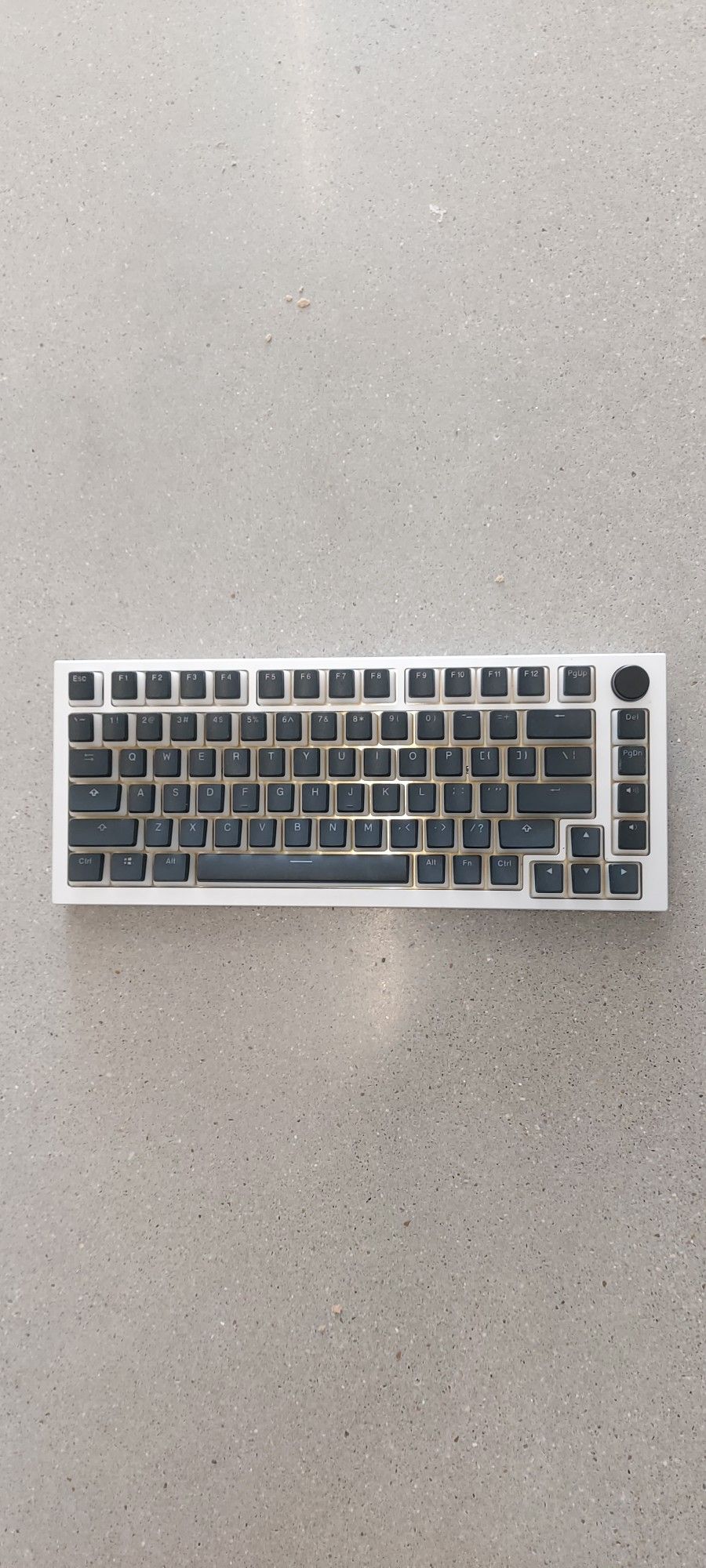 Glorious GMMK PRO Keyboard 5V 500ma