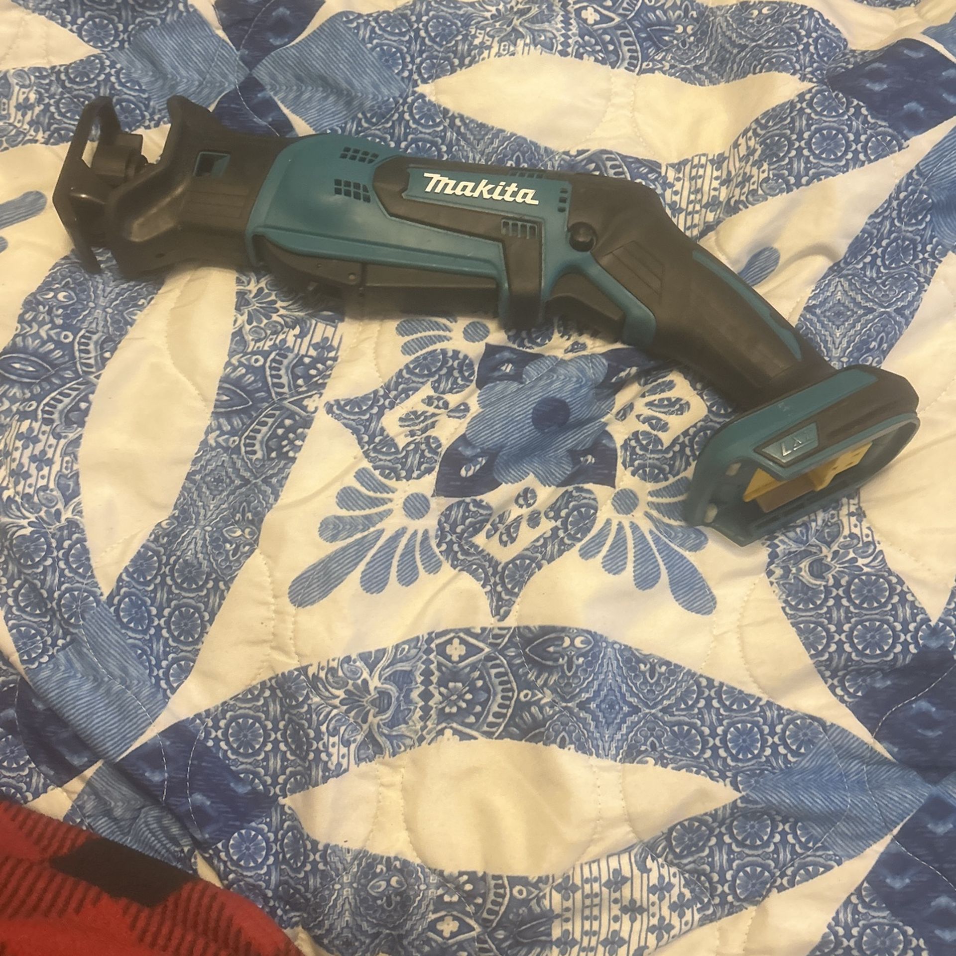 Makita Saw Saw