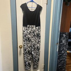 Jumpsuit Sz Large