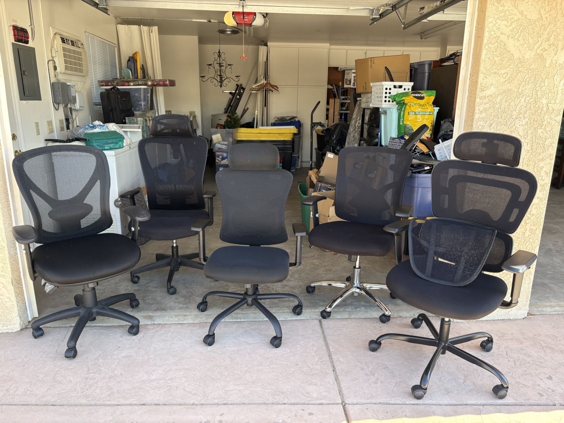 Black Office Desk Chairs (5)
