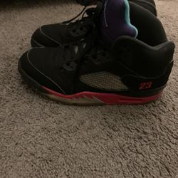 Jordan Retro 5’s Size 9