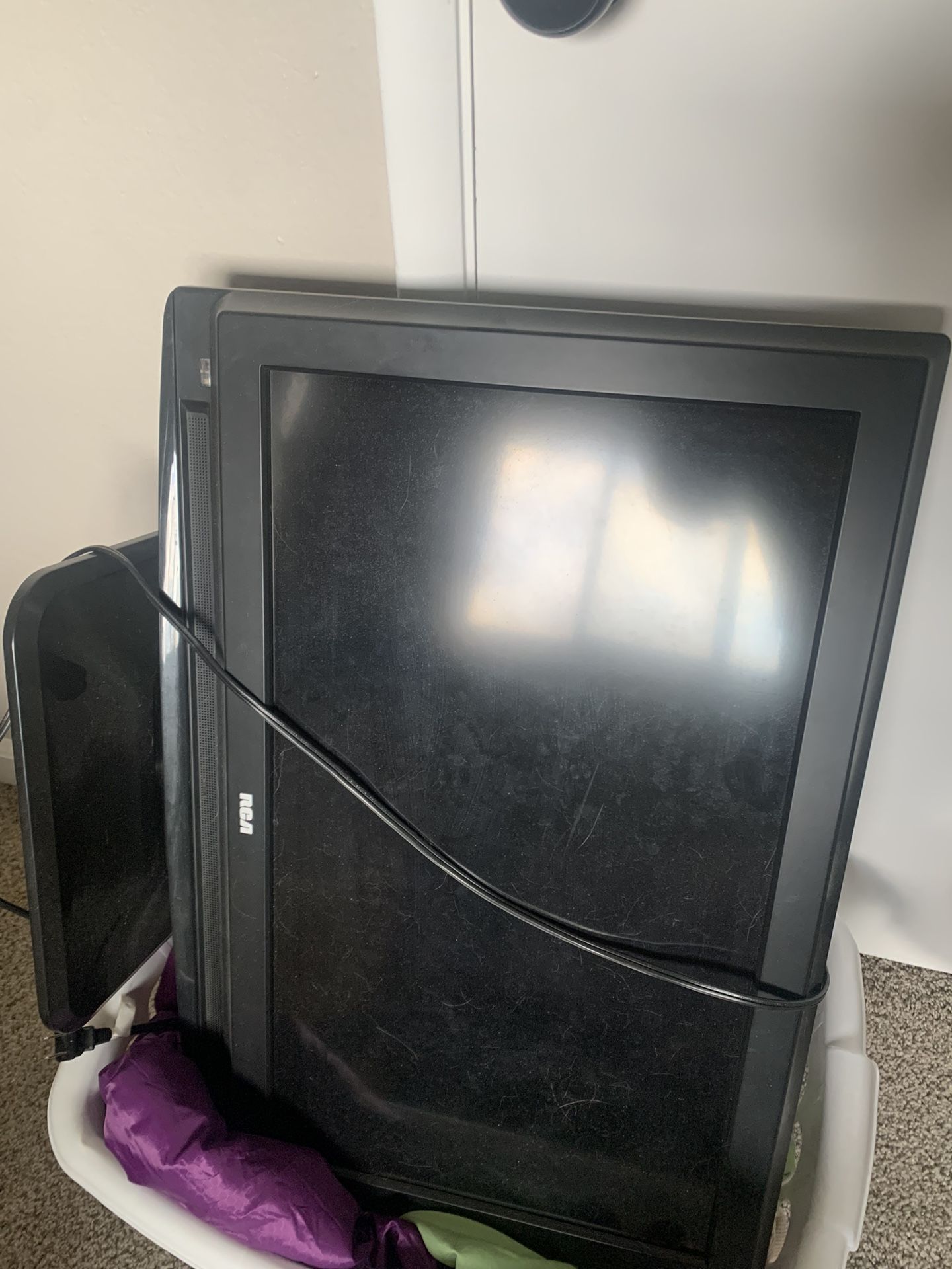 Small Tv