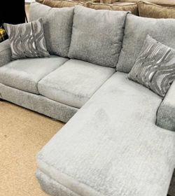 Perfect size nice sofa!