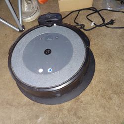 Roomba I5 VACCUM AND MOP 