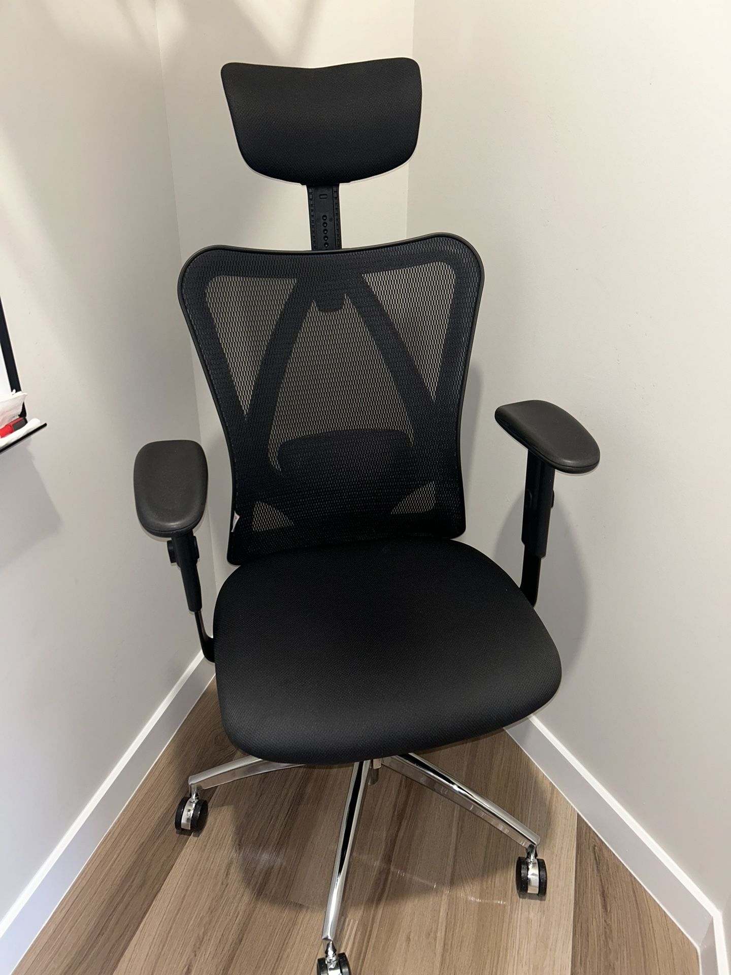 Ergonomic Office Chair