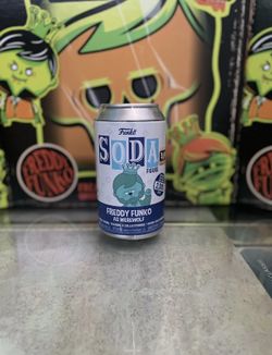 Brand NEW- 2022 Funko Fright Night Freddy Funko As Werewolf Blue Glow Soda LE 2000