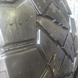 35×12.5R18