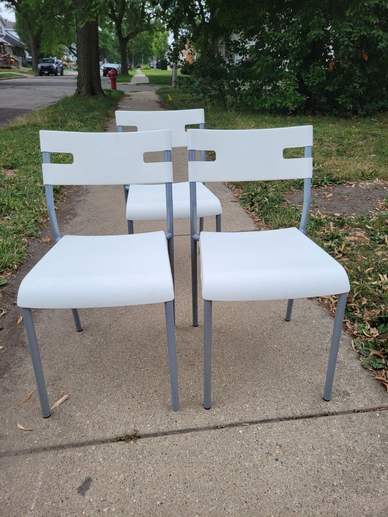 Ikea laver chair hotsell