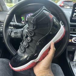 Jordan Retro 11 bred 2019 (size 9)
