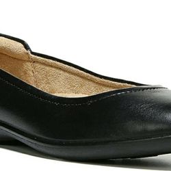 Naturalizer Flats SIZE 9