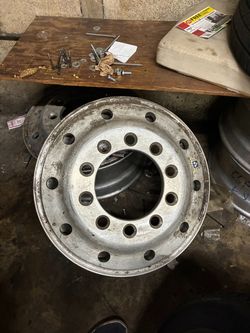 @Fairmount Tire Slauson we have Alcoa 22.5 Wheels
