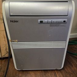 Haier -BTU DOE (115-Volt) Portable Air Conditioner Cools 250-sq ft w/remote