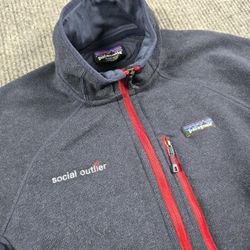 Patagonia Men's Blue Jumper