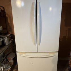 Refrigerator Working Great 👍 Good Condition 