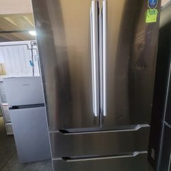 Refrigerator Midea