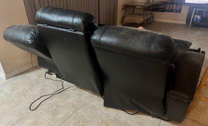 Free: electronic sofa