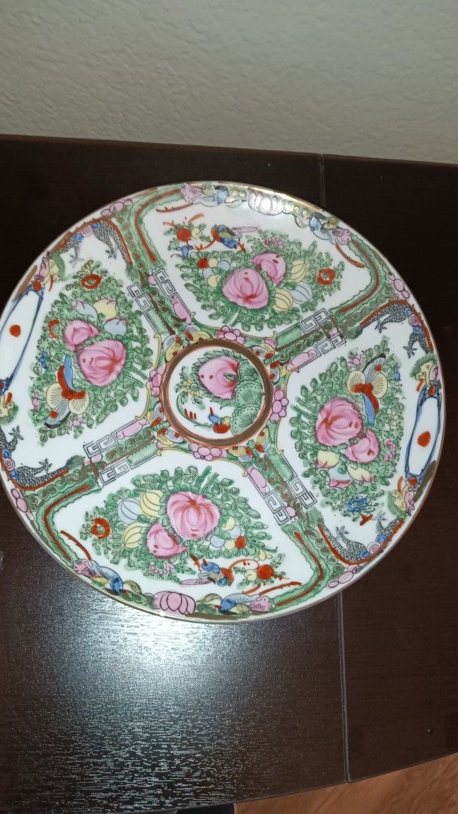 Vintage Chin Dynasty Style Rose Medallion Hand Painted Fertility Plate