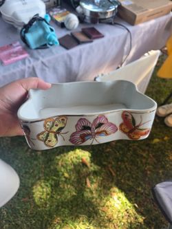 Ceramic tray