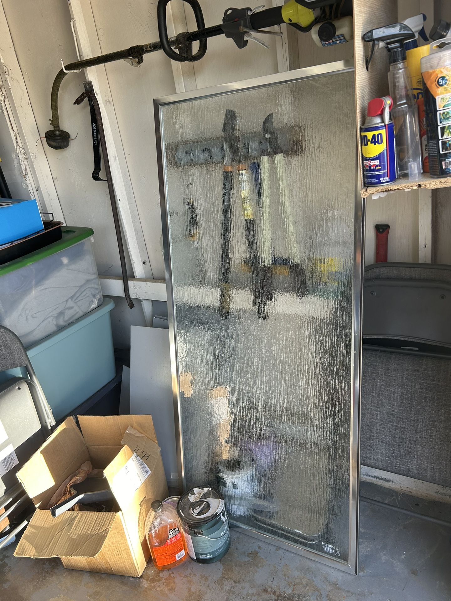 Shower Door And Shower Rail