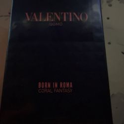 Valentino Born In Roma Coral Fantasy 
