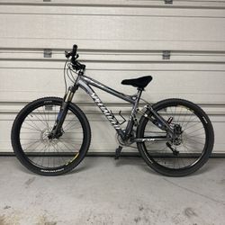 Specialized Epic Comp Full Suspension Mountain Bike