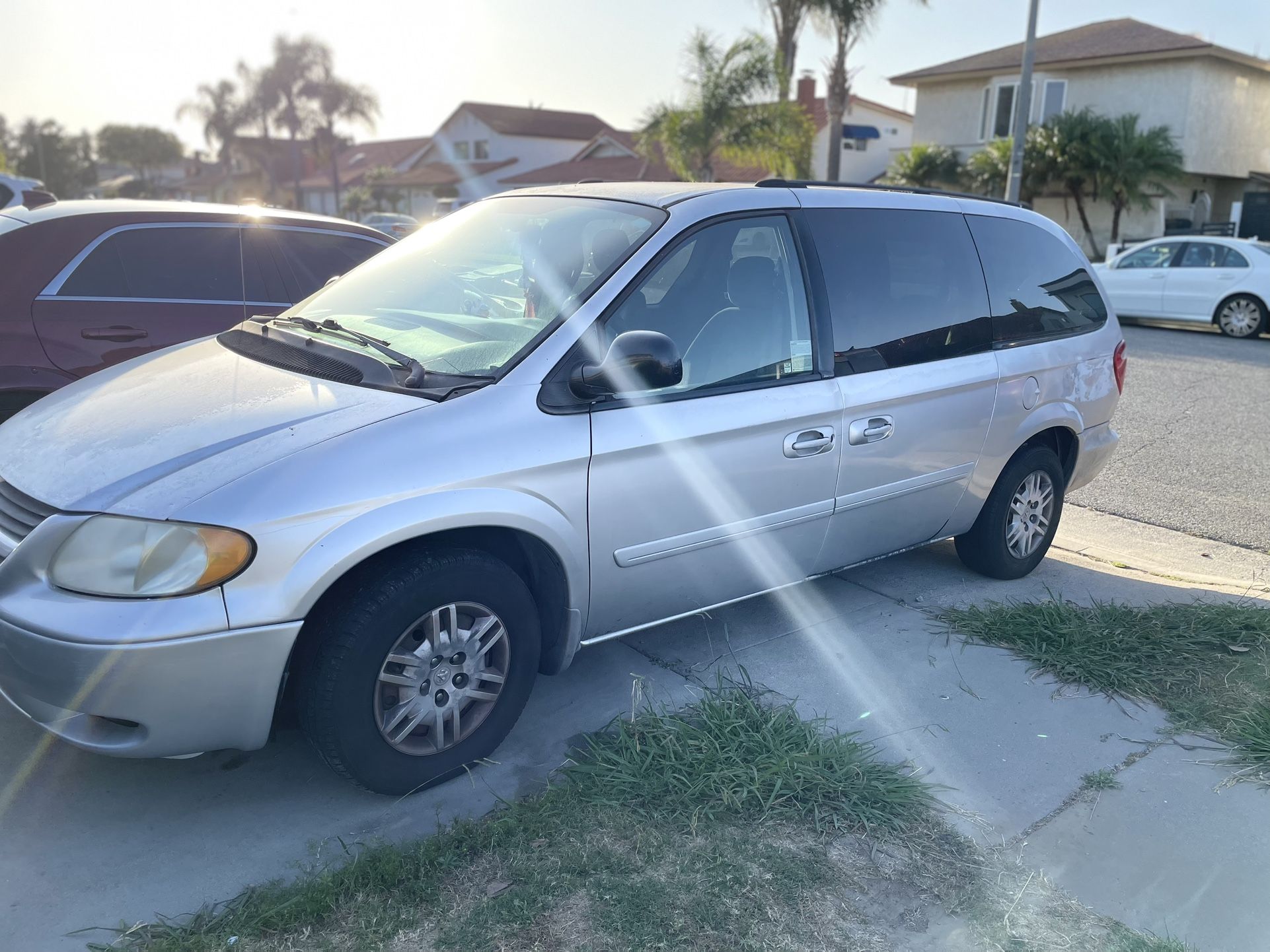 2005 Dodge Caravan
