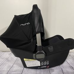 Nuna Pipe Lite Car Seat with base