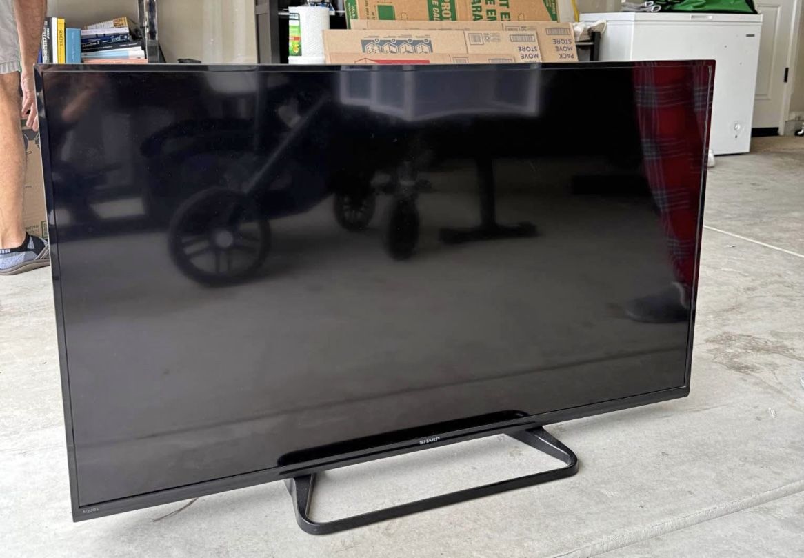 Smart tv 48”