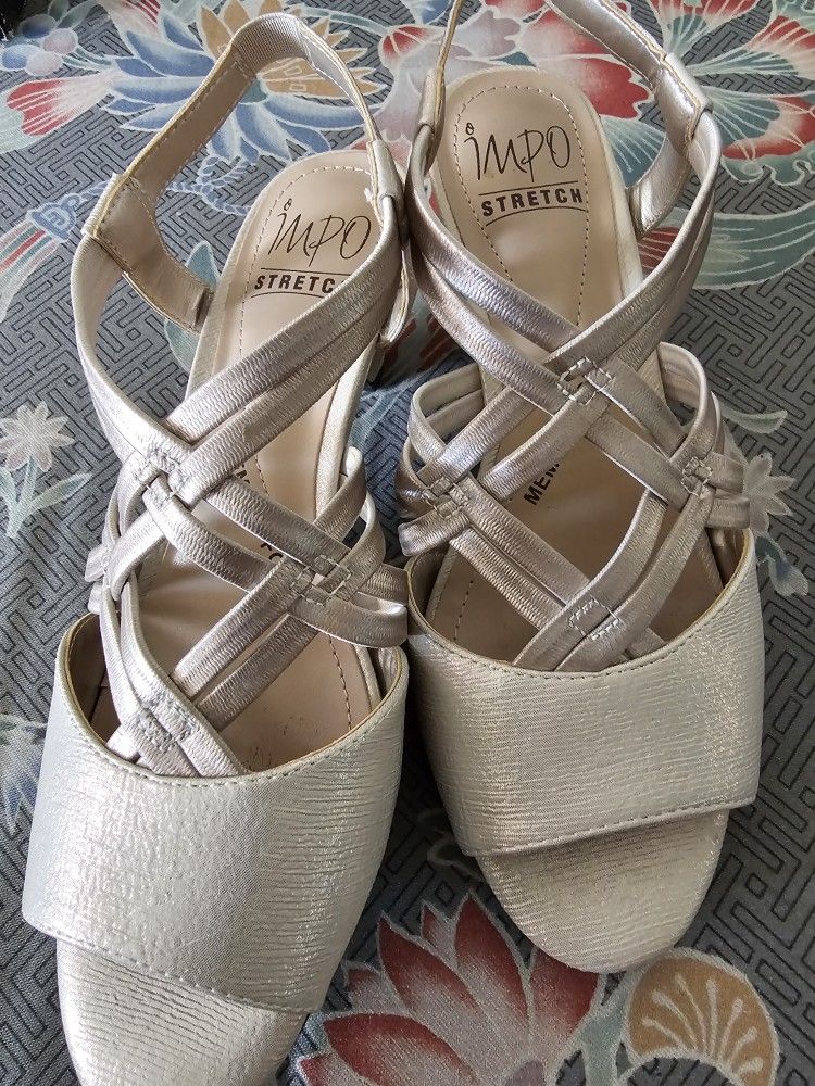 Woman's Dress Shoes (Used Once For Wedding)