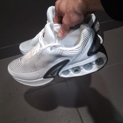 Mens Nike Air Max Size 12. New