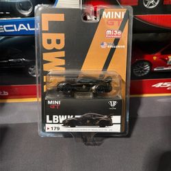 Mini GT LB Silhouette GT-R JPS #179 (Black/Gold)