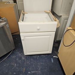Kitchen Cabinets 