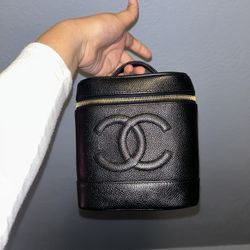 Authentic 1994 Chanel Caviar Leather Handbag 
