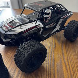 1/10 2.4G 4WD RC Vehicle Climbing Truck RC Car