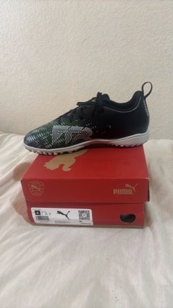 Boy Indoor cleats