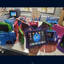 Minis Ipad En $100 Todavía Disponible Excelente Para YouTube Kids Netflix Game Fascebook Messenger  