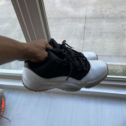 Jordan 11 Retro Low Tuxedo Size 12 Men’s Shoes 