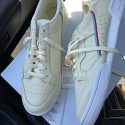 New Adidas Continental Size 11 $100