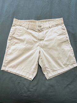 Chaps Khaki Chino Shorts size 32, excellent condition