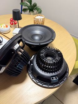 18Sound 12NLW9300 ×3