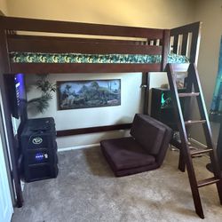 Loft bed (twin)