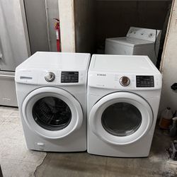 SAMSUNG WASHER AND DRYER
