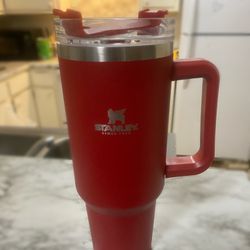 Stanley Adventure Quencher 40oz “Red Flame” Rare Find for Sale