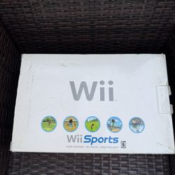 Nintendo Wii Console Complete In Box Bundle With Wii Sports Tested - EXCELLENT