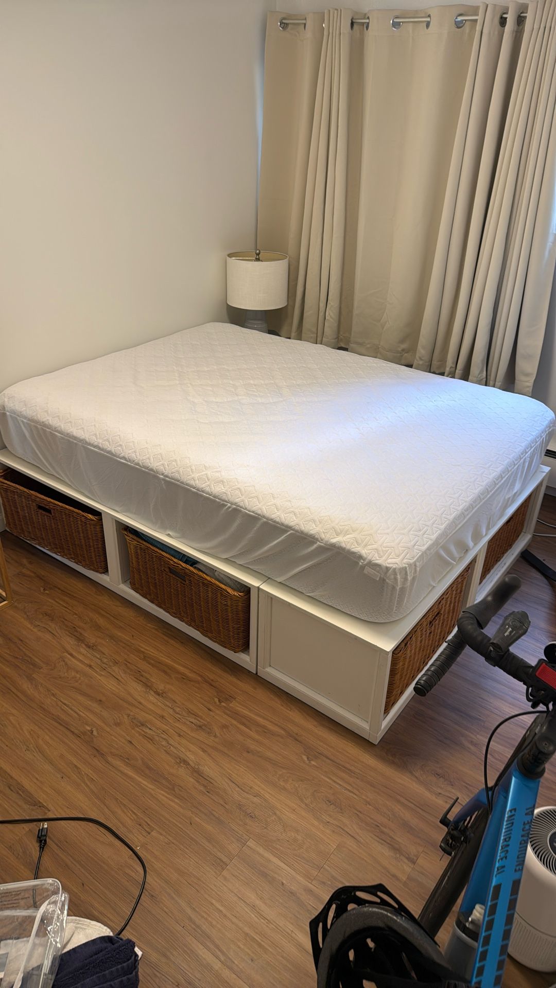Crate And Barrel Queen Bed Frame