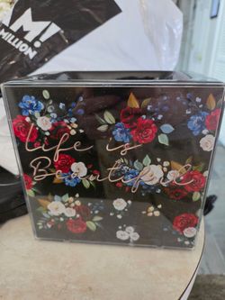 Scentsy wax warmer