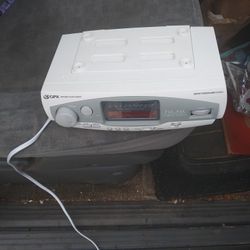 Vintage GPX Kitchen Clock Radio Alarm Under cabinet  Mount