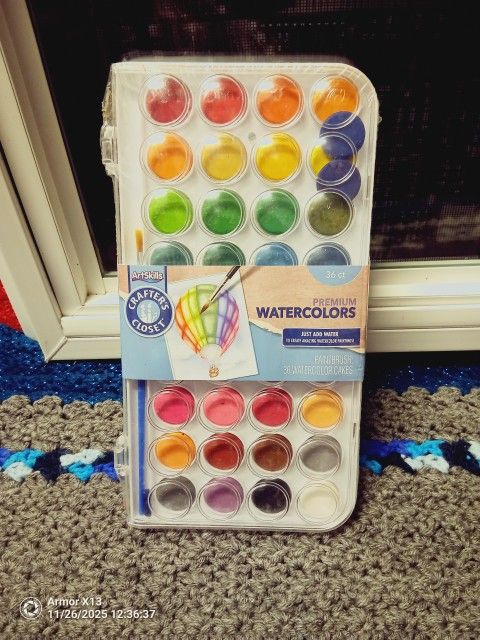Crafter's Closet ArtSkills Premium Watercolors 36ct With Paintbrush