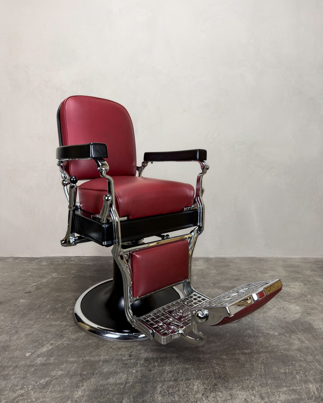 Koken Barber Chair - Matte Black on Red