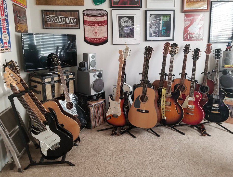 Lefty Guitars ( Prices Vary)